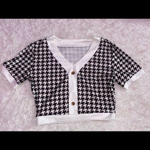 𝑃𝑙𝑎𝑖𝑑 𝑐ℎ𝑒𝑐𝑘𝑒𝑟𝑒𝑑 𝑣𝑒𝑠𝑡